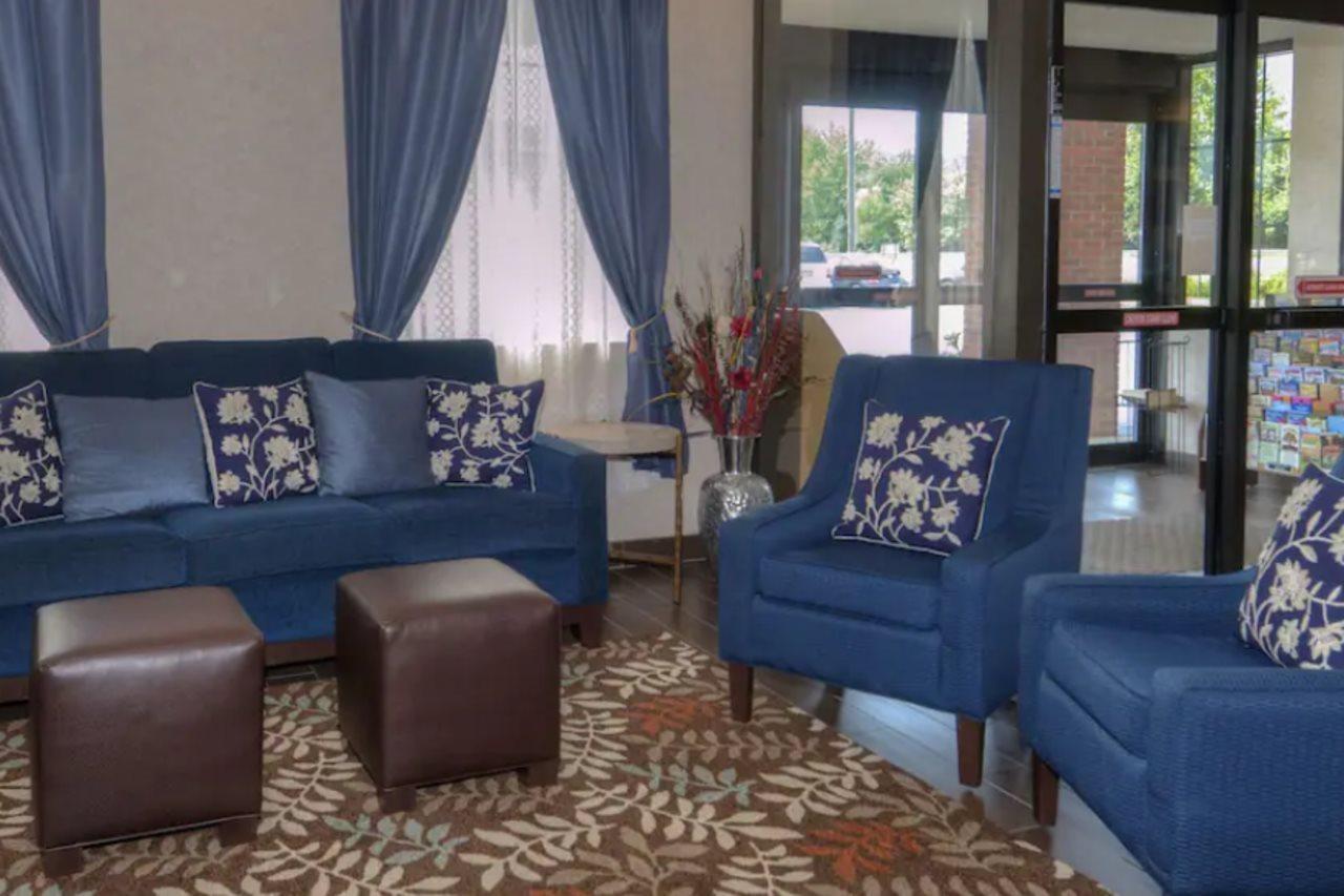 Comfort Inn Near Downtown & Blue Ridge Pkwy Marion Kültér fotó