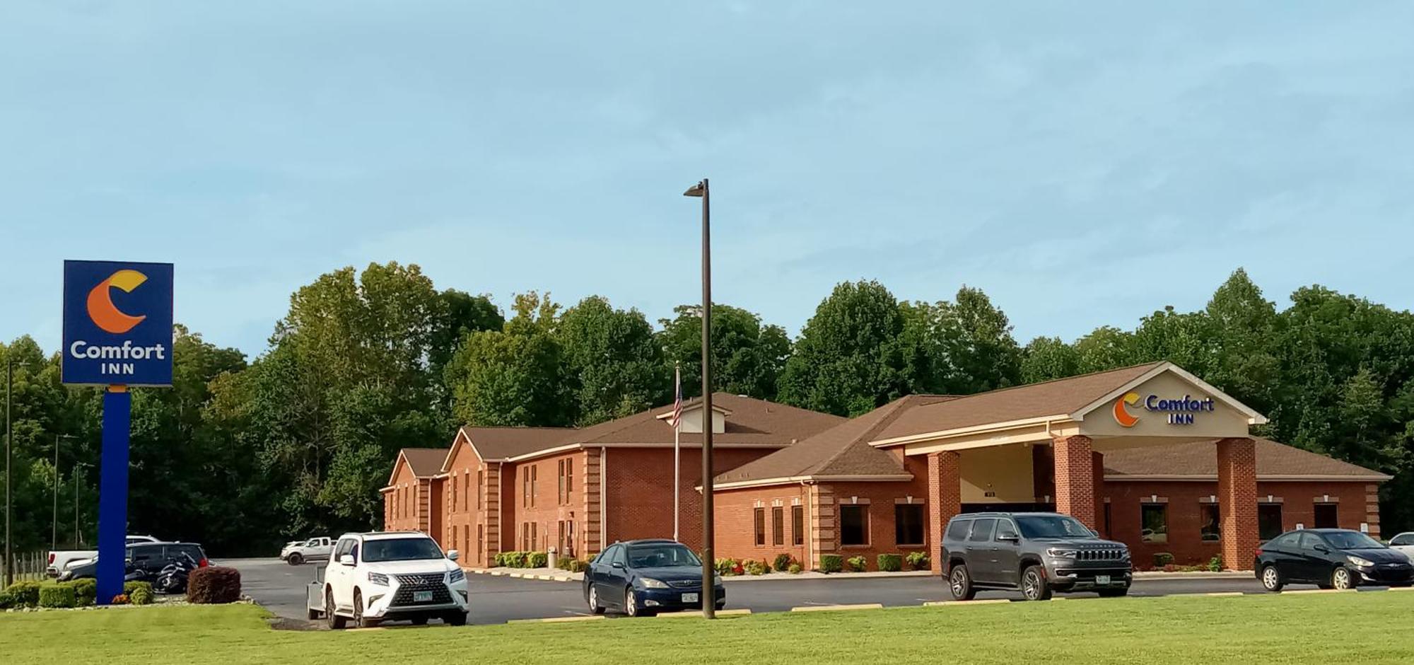 Comfort Inn Near Downtown & Blue Ridge Pkwy Marion Kültér fotó