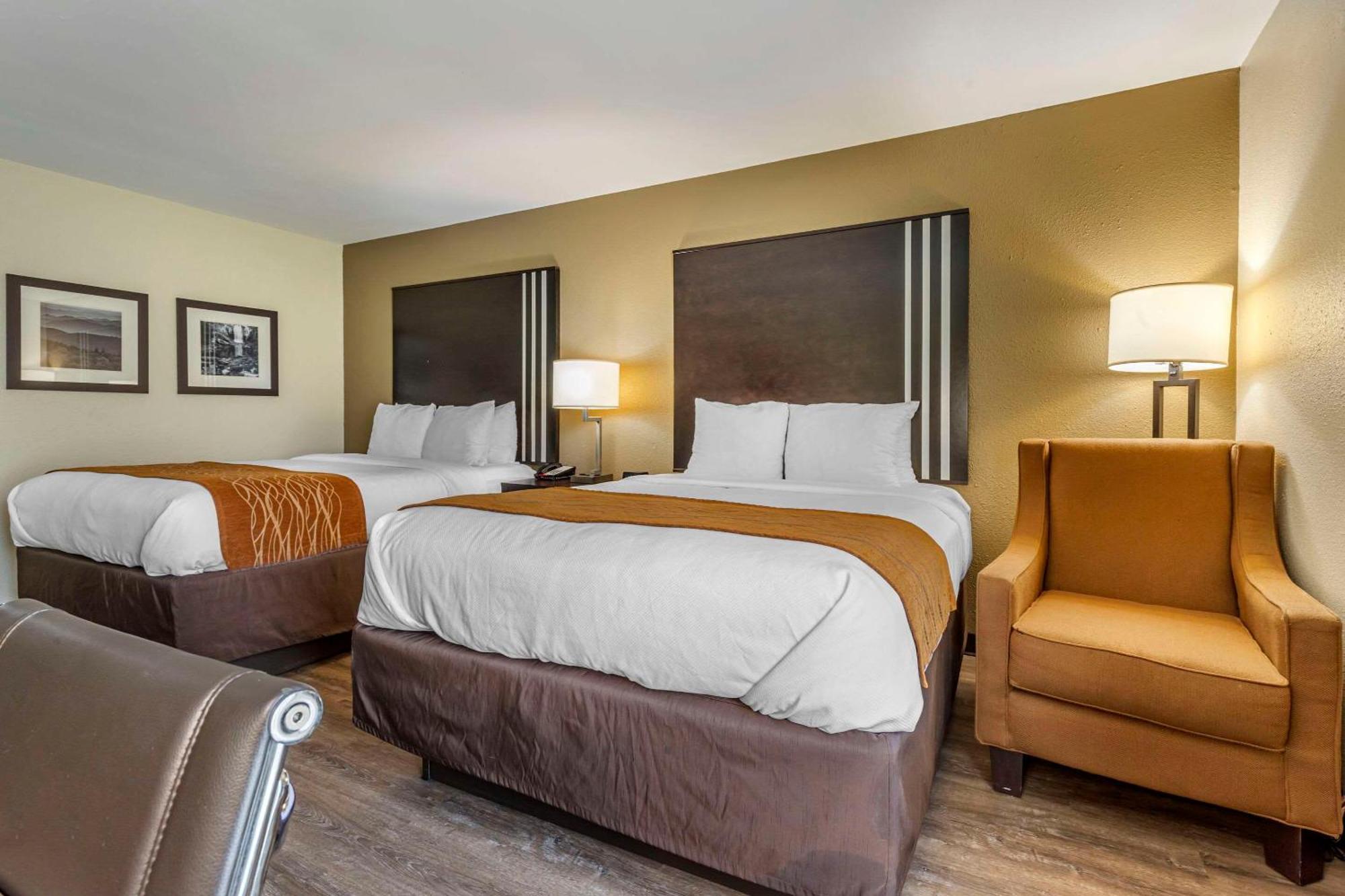 Comfort Inn Near Downtown & Blue Ridge Pkwy Marion Kültér fotó